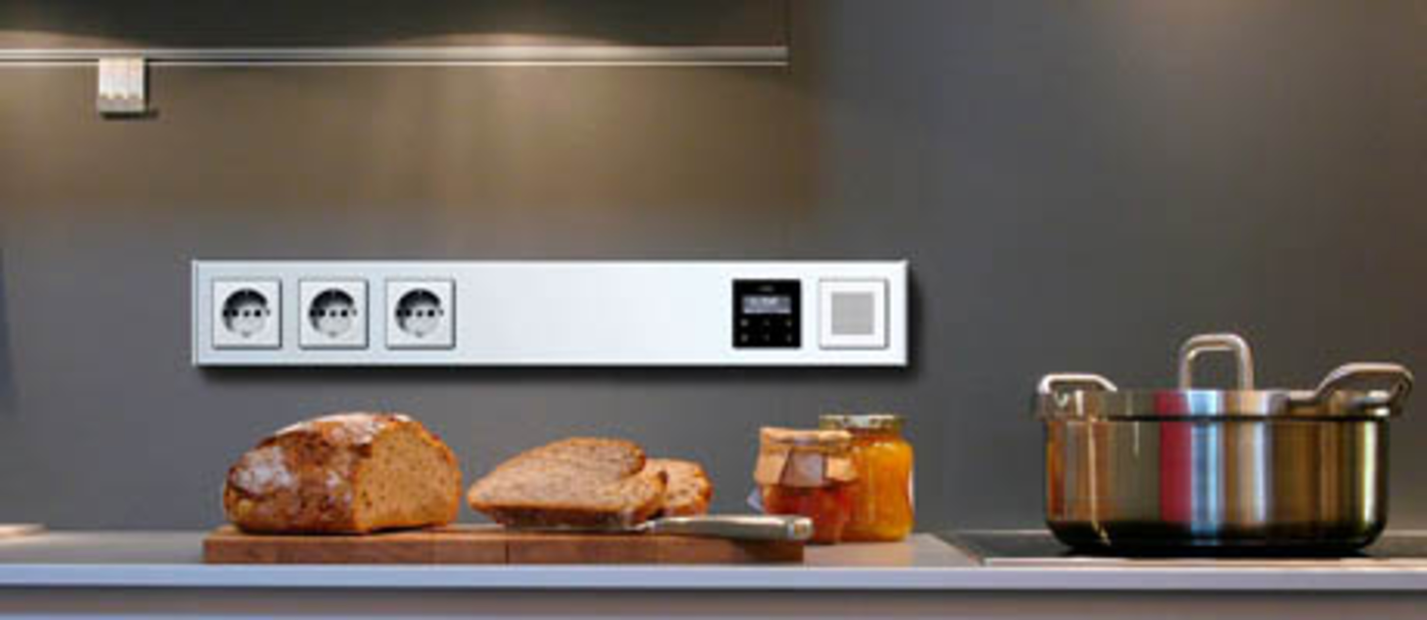 Gira Profil 55 bei Elektro Katers Installations GmbH in Dillingen