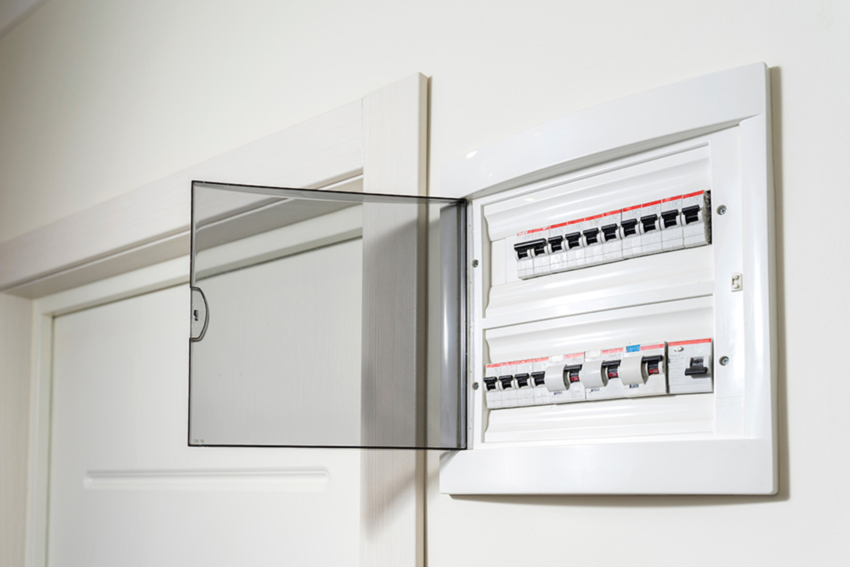 Über­spannungs­schutz bei Elektro Katers Installations GmbH in Dillingen